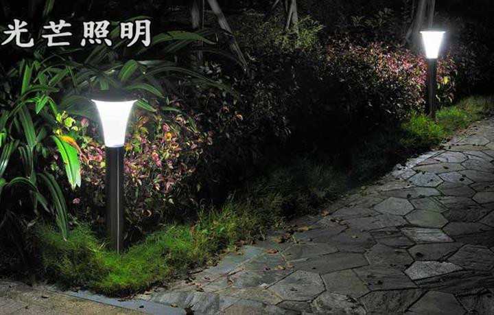 西安太陽能路燈價(jià)格 西安太陽能路燈價(jià)格